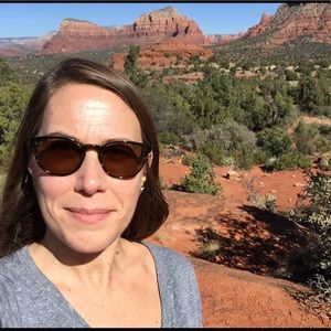 Meet your Posher, Jillian